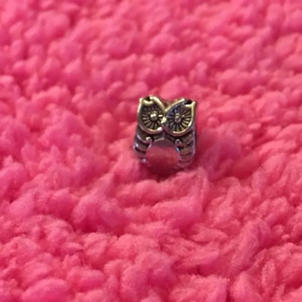 Owl Charm - Picture 1 of 3